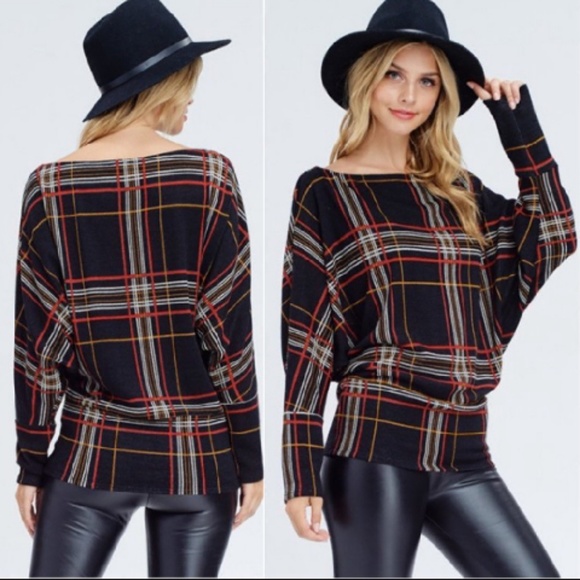 Tops - BEAUTIFUL BLACK PLAID WINTER KNIT TOP
